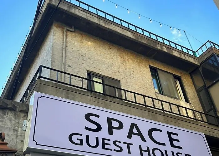 Space Guest house