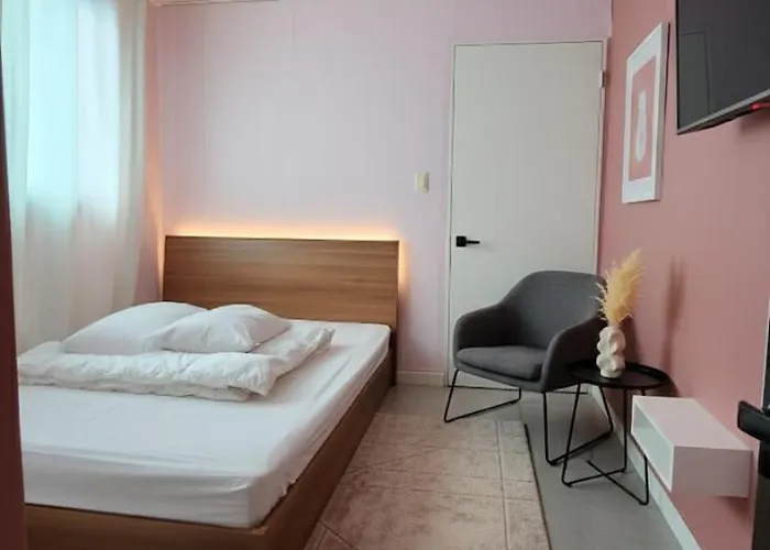 Space Guest house
